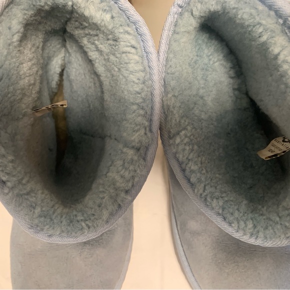 UGG Women’s Classic Short II Light Blue Grey - Picture 8 of 11